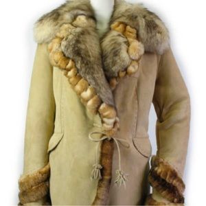 Italian Benedetta Novi Shearling Fur Coat With Fox Trim 44
